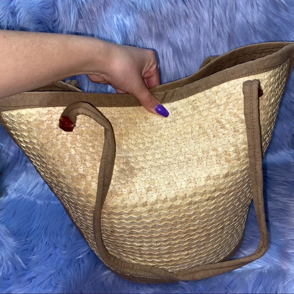 N/A woven straw